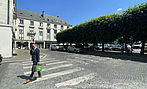 À LOUER  Local commercial de 170 m²  Place de la Résistance, Tours