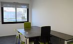 Bureau 16 m² (2 personnes) tout équipé – location mensuelle